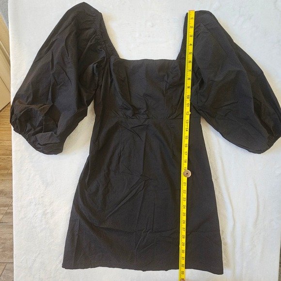 Tuckernuck Pomander Place Annie Smocked Puff Balloon Sleeve Mini Dress Size XS - Picture 3 of 10